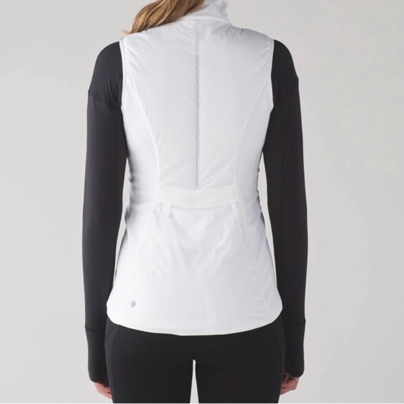 Lululemon Run for Cold Vest Womens White Water Repellent Active Size Small - Picture 3 of 14